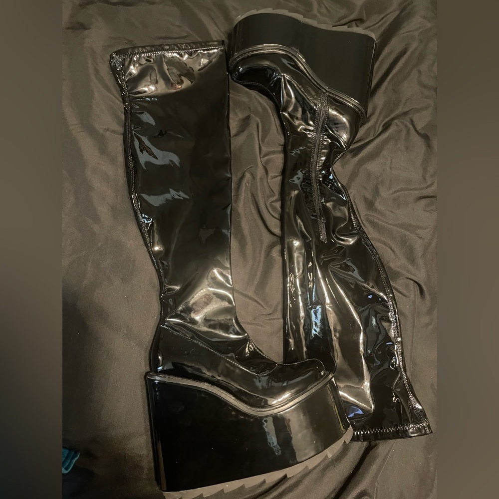 YRU Hades over the knee boots